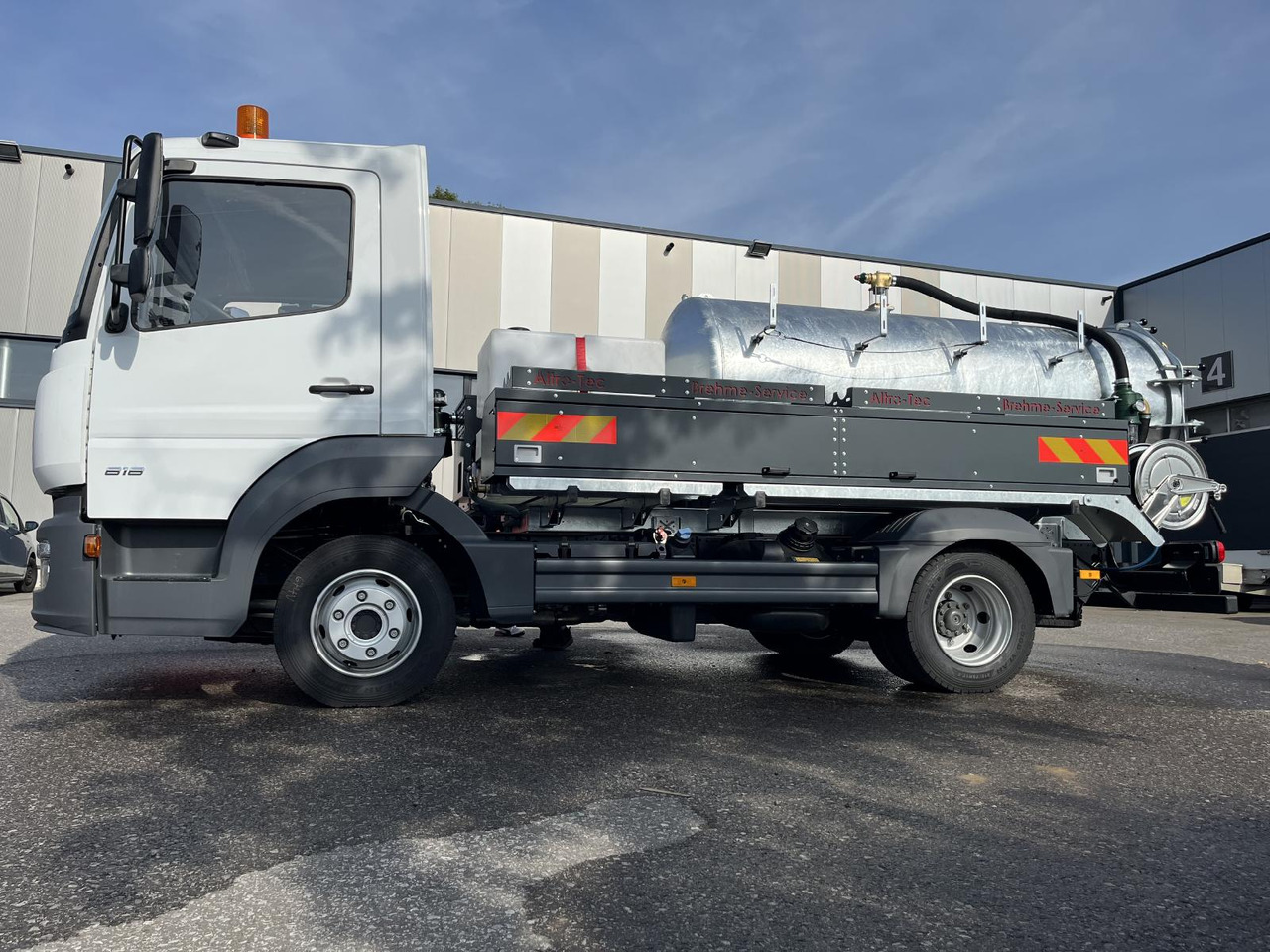 S-Vac 10m³ vacuum hook lifting roll-of container 10m³ - Abrol kontejner: slika 1 S-Vac 10m³ vacuum hook lifting roll-of container 10m³ - Abrol kontejner: slika 1
