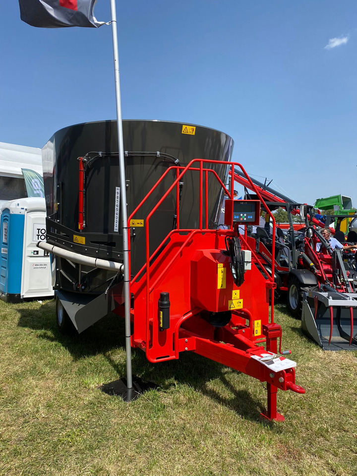 Prikolica za mešanje stočne hrane novi Ando Tech Futtermischwagen / Feed mixer / Melangeuse / Carro di alimentazione / Remolque alimentador / Кормораздатчик / Wóz paszowy T-REX 24 m3: slika 11 Prikolica za mešanje stočne hrane novi Ando Tech Futtermischwagen / Feed mixer / Melangeuse / Carro di alimentazione / Remolque alimentador / Кормораздатчик / Wóz paszowy T-REX 24 m3: slika 11