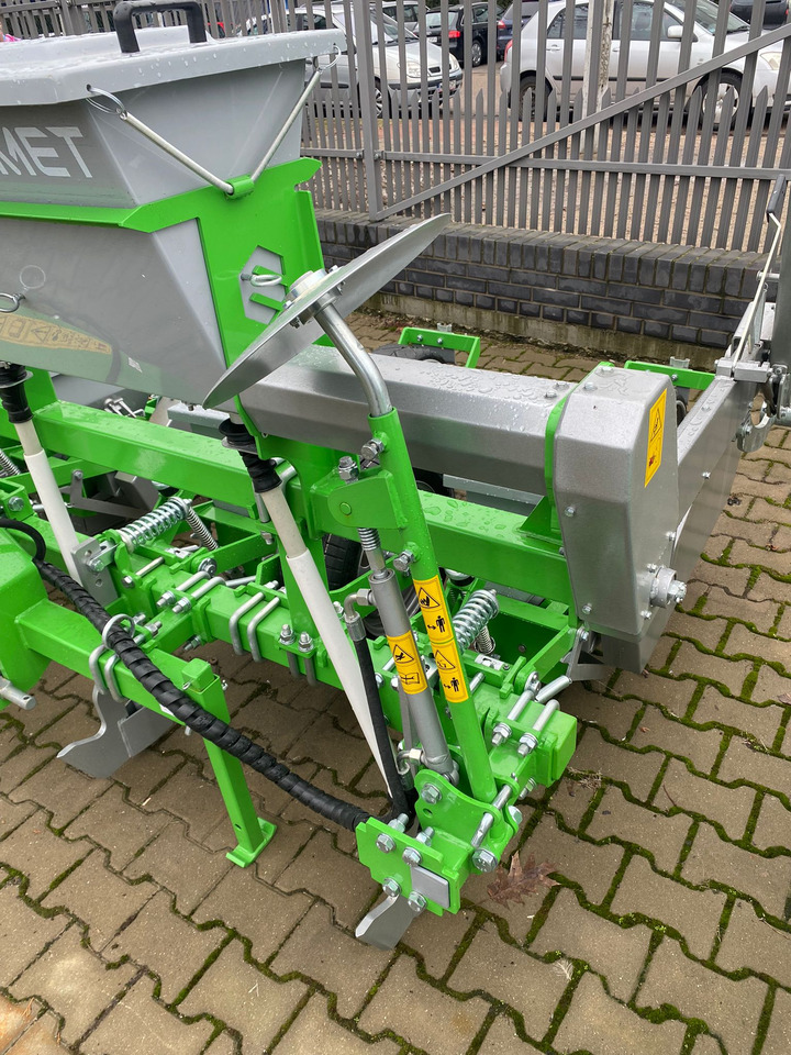 BOMET Precision seeder / Semoir de précision / Siewnik punktowy - Mašina za preciznu setvu: slika 5 BOMET Precision seeder / Semoir de précision / Siewnik punktowy - Mašina za preciznu setvu: slika 5