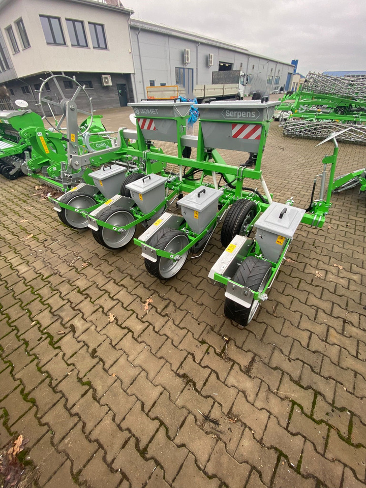 BOMET Precision seeder / Semoir de précision / Siewnik punktowy - Mašina za preciznu setvu: slika 2 BOMET Precision seeder / Semoir de précision / Siewnik punktowy - Mašina za preciznu setvu: slika 2