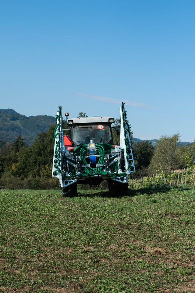 BeTEC Gülleinjektor / Slurry injector / Injecteur / Aplikator - Deponator gnojnice: slika 3 BeTEC Gülleinjektor / Slurry injector / Injecteur / Aplikator - Deponator gnojnice: slika 3