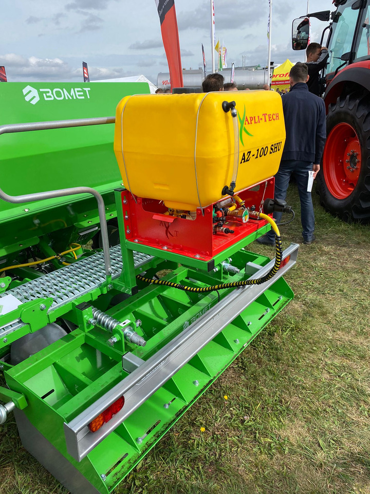 Bomet Kartoffelpflanzmaschine / Potato planter / Planteuse de pomme de terre / Piantapatate / Sadzarka ziemniaków - Sadilica za krompir: slika 3 Bomet Kartoffelpflanzmaschine / Potato planter / Planteuse de pomme de terre / Piantapatate / Sadzarka ziemniaków - Sadilica za krompir: slika 3