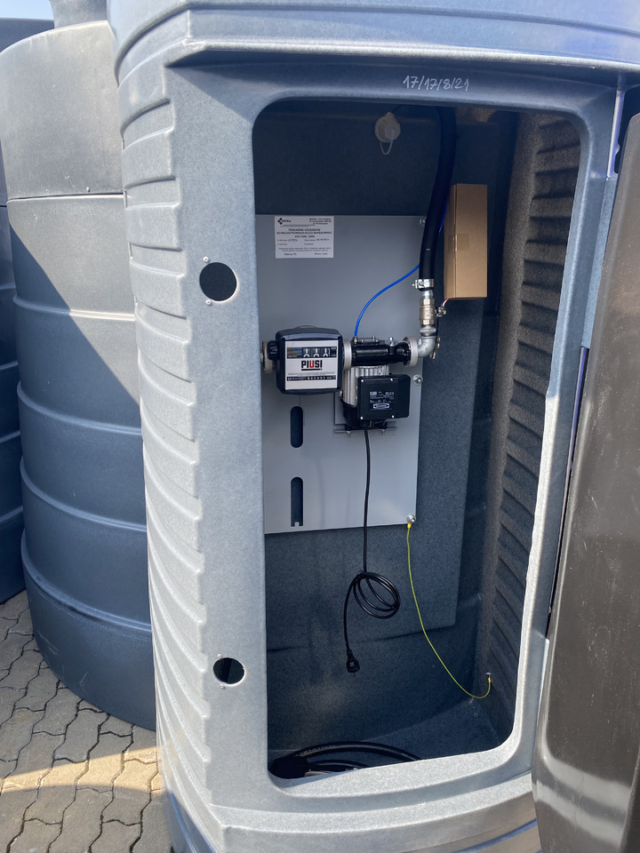 DC Dieseltank / Double-walled fuel tank for diesel fuel / Cuve à gasoil / Serbatoio gasolio / Бак для дизельного топлива / Zbiornik dwupłaszczowe na paliwo do oleju napędowego 5000 l - Rezervoar za skladištenje: slika 3 DC Dieseltank / Double-walled fuel tank for diesel fuel / Cuve à gasoil / Serbatoio gasolio / Бак для дизельного топлива / Zbiornik dwupłaszczowe na paliwo do oleju napędowego 5000 l - Rezervoar za skladištenje: slika 3