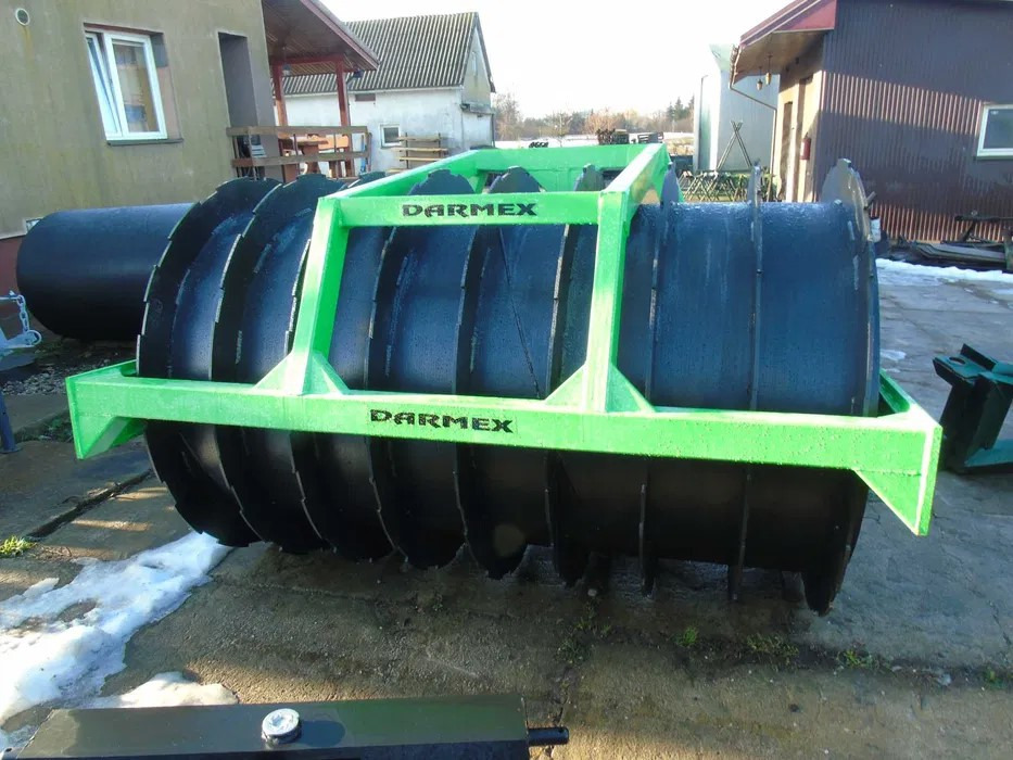 Darmex Silowalze / Silage compaction roller / Rouleau de l’ensilage / Rullo /Rodillo / Wał do gniecenia pryzm 2,2 m - Valjak za poljoprivredu: slika 3 Darmex Silowalze / Silage compaction roller / Rouleau de l’ensilage / Rullo /Rodillo / Wał do gniecenia pryzm 2,2 m - Valjak za poljoprivredu: slika 3