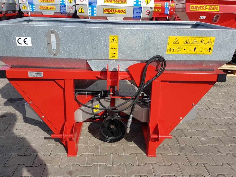 Grass-Rol Düngerstreuer / Fertilizer spreader / Epandeur d'engrais / Spandiconcime / Разбрасыватель минеральных удобрений / Rozsiewacz nawozu 600 l - Rasipač veštačkog đubriva: slika 3 Grass-Rol Düngerstreuer / Fertilizer spreader / Epandeur d'engrais / Spandiconcime / Разбрасыватель минеральных удобрений / Rozsiewacz nawozu 600 l - Rasipač veštačkog đubriva: slika 3