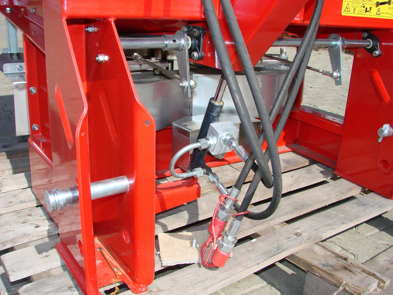 JAR-MET Düngerstreuer / Fertilizer spreader / Epandeur d'engrais / Rozsiewacz nawozów 1200 kg - Rasipač veštačkog đubriva: slika 2 JAR-MET Düngerstreuer / Fertilizer spreader / Epandeur d'engrais / Rozsiewacz nawozów 1200 kg - Rasipač veštačkog đubriva: slika 2