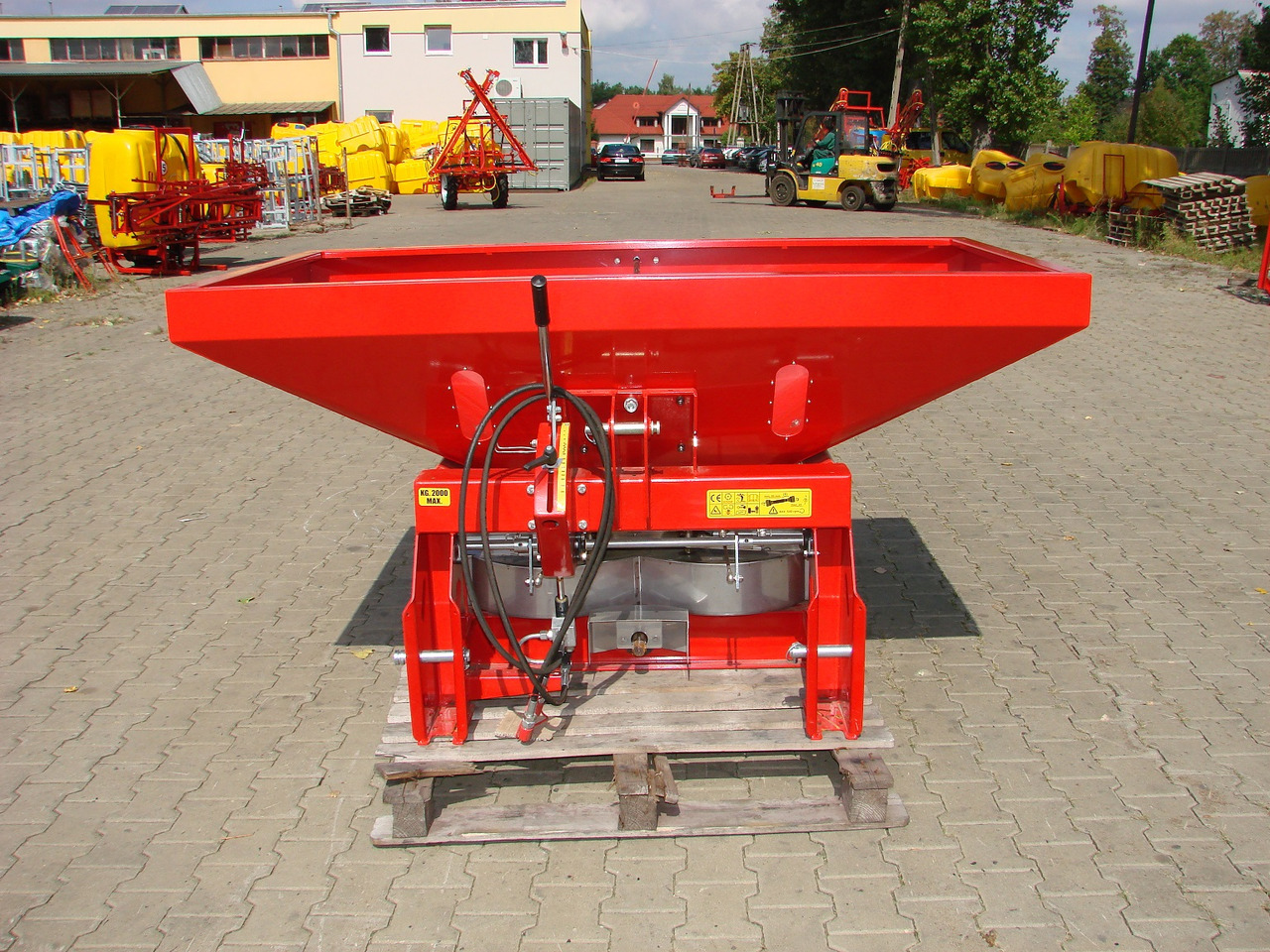 JAR-MET Düngerstreuer / Fertilizer spreader / Epandeur d'engrais / Rozsiewacz nawozów 1200 kg - Rasipač veštačkog đubriva: slika 4 JAR-MET Düngerstreuer / Fertilizer spreader / Epandeur d'engrais / Rozsiewacz nawozów 1200 kg - Rasipač veštačkog đubriva: slika 4