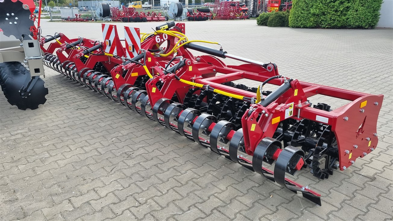 Lupus Crosskillwalze / Crosskill roller / Rouleau / Wał 6 m - Valjak za poljoprivredu: slika 1 Lupus Crosskillwalze / Crosskill roller / Rouleau / Wał 6 m - Valjak za poljoprivredu: slika 1