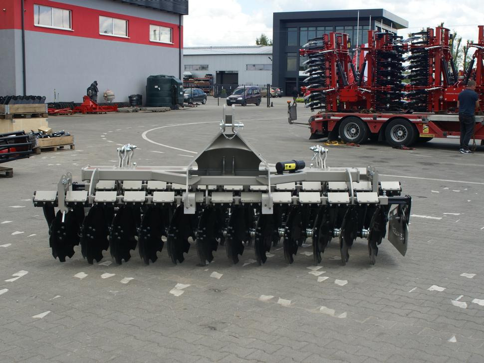 ROLEX Scheibenegge / Discs harrow / Dechaumeur à disques / Erpice a dischi / Cultivador de discos / Дисковая борона / Agregat talerzowy uprawowy 3 m - Tanjirača: slika 4 ROLEX Scheibenegge / Discs harrow / Dechaumeur à disques / Erpice a dischi / Cultivador de discos / Дисковая борона / Agregat talerzowy uprawowy 3 m - Tanjirača: slika 4