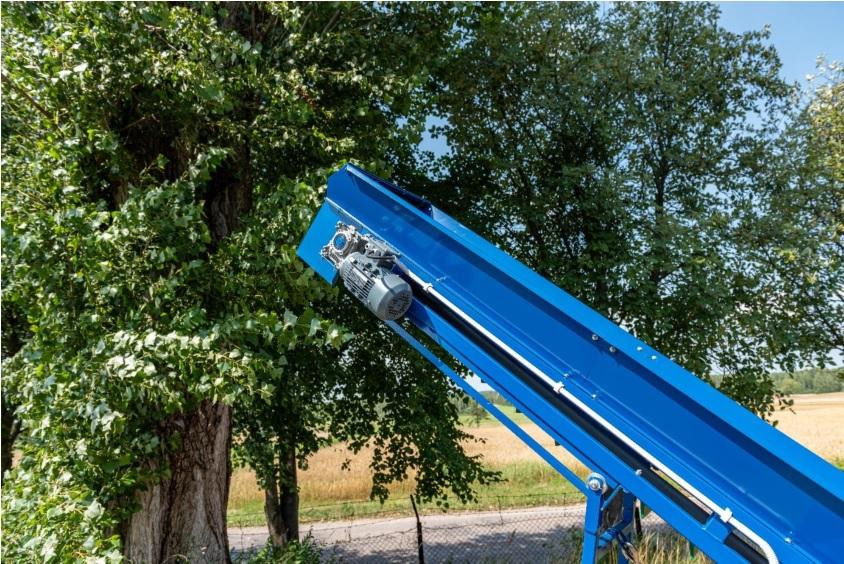 ROLMET Förderband / Belt conveyor / Convoyeur à tapis / Przenośnik taśmowy / Trasportatore a nastro / Конвейер ленточный / Przenośnik taśmowy PT - 1/3R - Trakasti transporter: slika 4 ROLMET Förderband / Belt conveyor / Convoyeur à tapis / Przenośnik taśmowy / Trasportatore a nastro / Конвейер ленточный / Przenośnik taśmowy PT - 1/3R - Trakasti transporter: slika 4