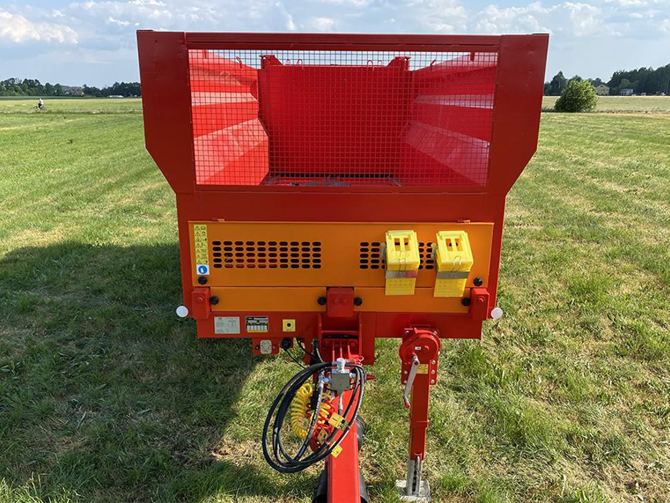 Roltrans Miststreuer / Manure spreader / Epandeur à fumier / Spandiletame / Разбрасыватель органических удобрений / Rozrzutnik obornika N205S/6 BIZON 14 t - Rasipač prirodnog đubirva: slika 4 Roltrans Miststreuer / Manure spreader / Epandeur à fumier / Spandiletame / Разбрасыватель органических удобрений / Rozrzutnik obornika N205S/6 BIZON 14 t - Rasipač prirodnog đubirva: slika 4