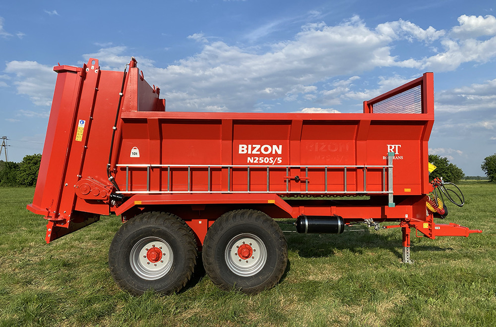 Roltrans Miststreuer / Manure spreader / Epandeur à fumier / Spandiletame / Разбрасыватель органических удобрений / Rozrzutnik obornika N250S/5 10 t - Rasipač prirodnog đubirva: slika 3 Roltrans Miststreuer / Manure spreader / Epandeur à fumier / Spandiletame / Разбрасыватель органических удобрений / Rozrzutnik obornika N250S/5 10 t - Rasipač prirodnog đubirva: slika 3