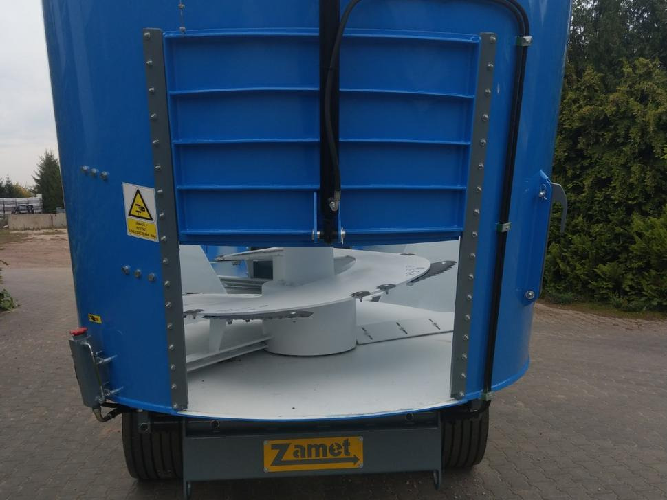 ZAMET Futtermischwagen / Feed mixer / Melangeuse / Carro miscelatore / Vagoneta de alimentación /Кормораздатчик / Wóz paszowy 16 m3 - Prikolica za mešanje stočne hrane: slika 5 ZAMET Futtermischwagen / Feed mixer / Melangeuse / Carro miscelatore / Vagoneta de alimentación /Кормораздатчик / Wóz paszowy 16 m3 - Prikolica za mešanje stočne hrane: slika 5