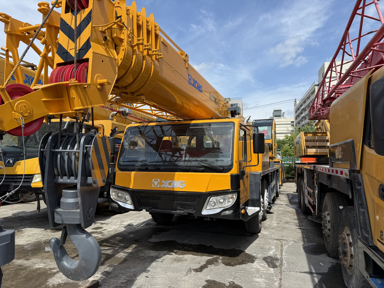 XCMG QY70K-2 - Pokretni kran: slika 1 XCMG QY70K-2 - Pokretni kran: slika 1