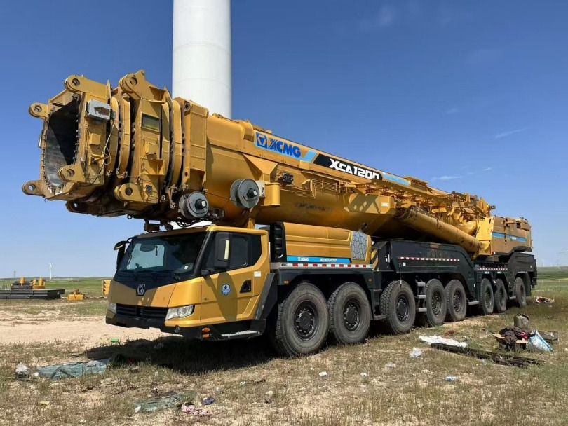 XCMG XCA1200 - Autokran za sve terene: slika 1 XCMG XCA1200 - Autokran za sve terene: slika 1