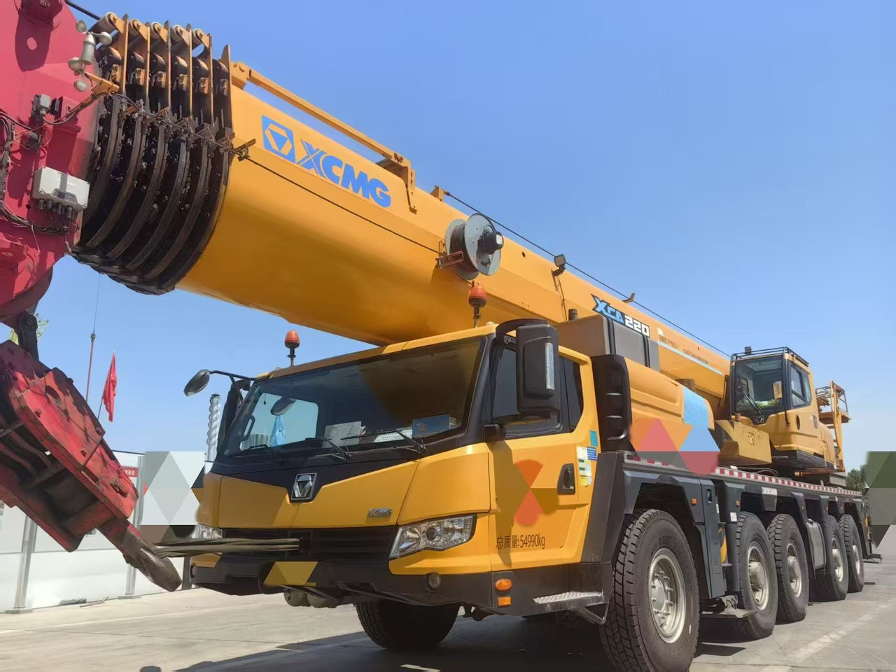 XCMG XCA130L7C - Autokran za sve terene: slika 1 XCMG XCA130L7C - Autokran za sve terene: slika 1