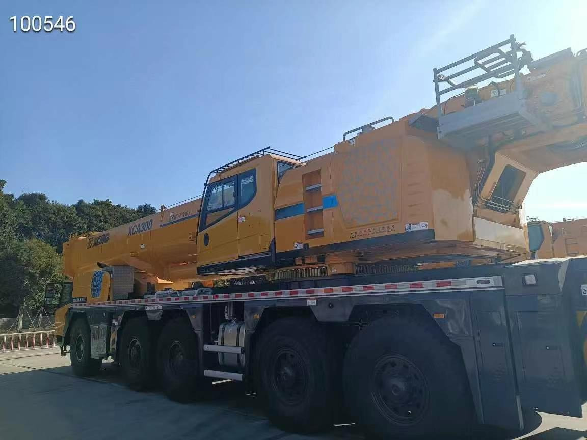 XCMG XCA300 - Autokran za sve terene: slika 4 XCMG XCA300 - Autokran za sve terene: slika 4