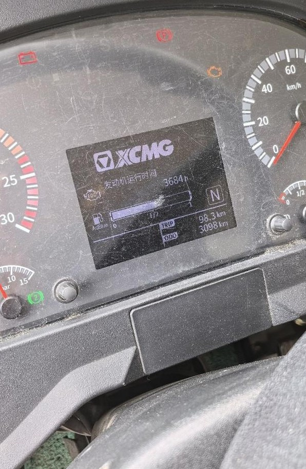 XCMG XCMG - Pokretni kran: slika 2 XCMG XCMG - Pokretni kran: slika 2