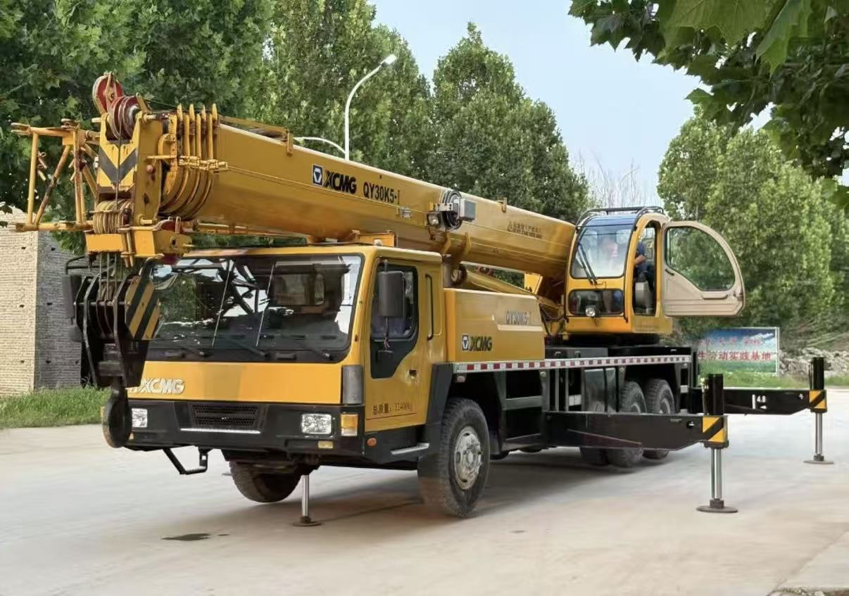 XCMG XCT30L5 - Pokretni kran: slika 1 XCMG XCT30L5 - Pokretni kran: slika 1