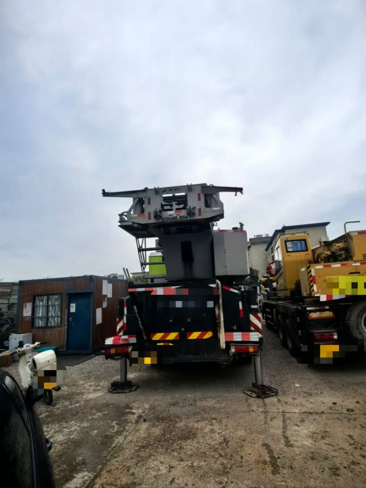 ZOOMLION 200E7 - Autokran za sve terene: slika 2 ZOOMLION 200E7 - Autokran za sve terene: slika 2