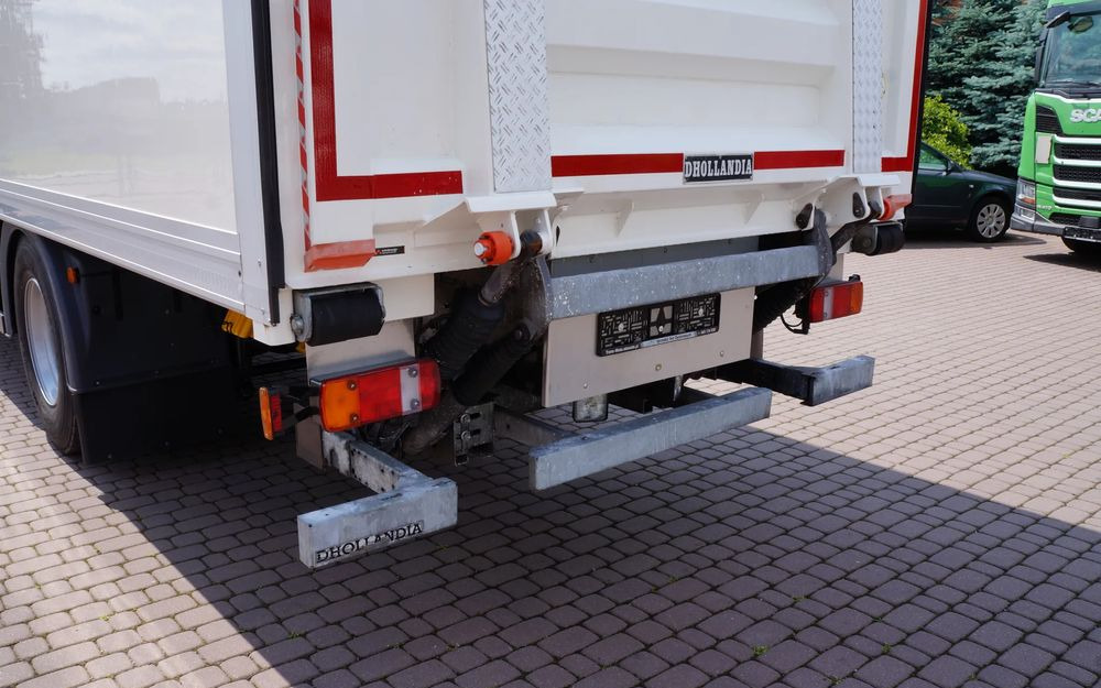 MAN TGM 18.250 / 18.290 EURO 6 KONTENER 19 PALET ŁAD. 9800 KG WINDA - Kamion sa zatvorenim sandukom: slika 5 MAN TGM 18.250 / 18.290 EURO 6 KONTENER 19 PALET ŁAD. 9800 KG WINDA - Kamion sa zatvorenim sandukom: slika 5