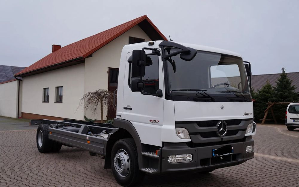 Mercedes-Benz ATEGO 1522 EURO 5 RAMA DO ZABUDOWY 1524 - Kamion sa golom šasijom i zatvorenom kabinom: slika 1 Mercedes-Benz ATEGO 1522 EURO 5 RAMA DO ZABUDOWY 1524 - Kamion sa golom šasijom i zatvorenom kabinom: slika 1