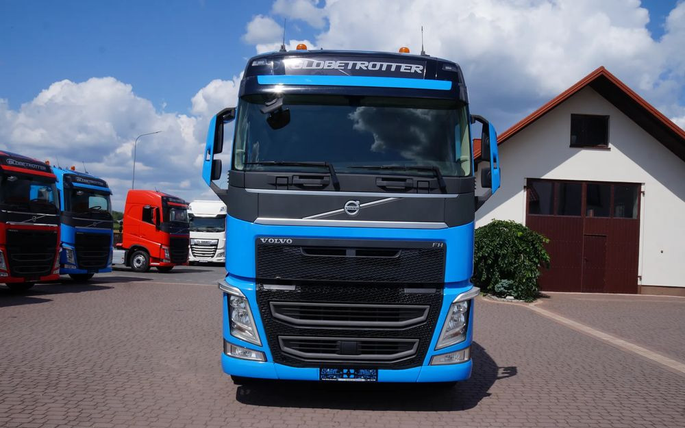 Volvo FH 460 PUSHER 6X2 OŚ SKRĘTNA PODNOSZONA FH 500 - Tegljač: slika 3 Volvo FH 460 PUSHER 6X2 OŚ SKRĘTNA PODNOSZONA FH 500 - Tegljač: slika 3