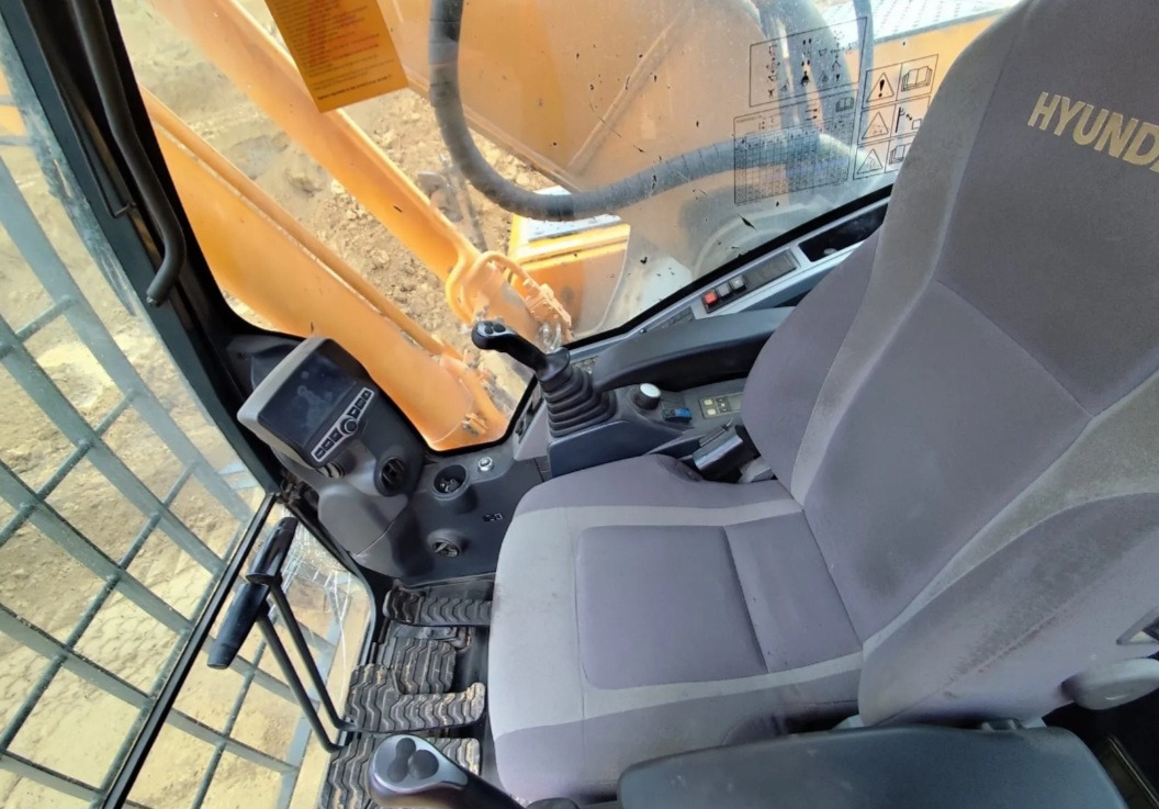 HYUNDAI NLC 300 - Bager guseničar: slika 3 HYUNDAI NLC 300 - Bager guseničar: slika 3