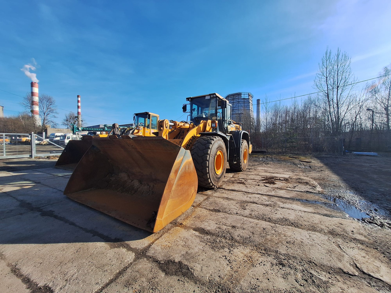 Hyundai HL770 - Utovarivač točkaš: slika 1 Hyundai HL770 - Utovarivač točkaš: slika 1