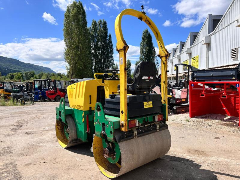 Ammann COMPACTEUR AV26-2 ROULEAU TANDEM VIBRANT ARTICULÉ - Mini valjak: slika 5 Ammann COMPACTEUR AV26-2 ROULEAU TANDEM VIBRANT ARTICULÉ - Mini valjak: slika 5