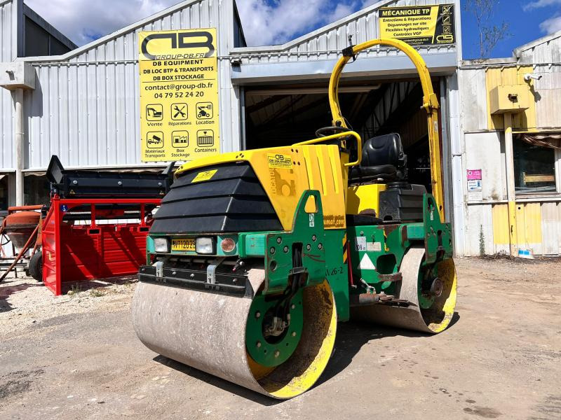 Ammann COMPACTEUR AV26-2 ROULEAU TANDEM VIBRANT ARTICULÉ - Mini valjak: slika 1 Ammann COMPACTEUR AV26-2 ROULEAU TANDEM VIBRANT ARTICULÉ - Mini valjak: slika 1