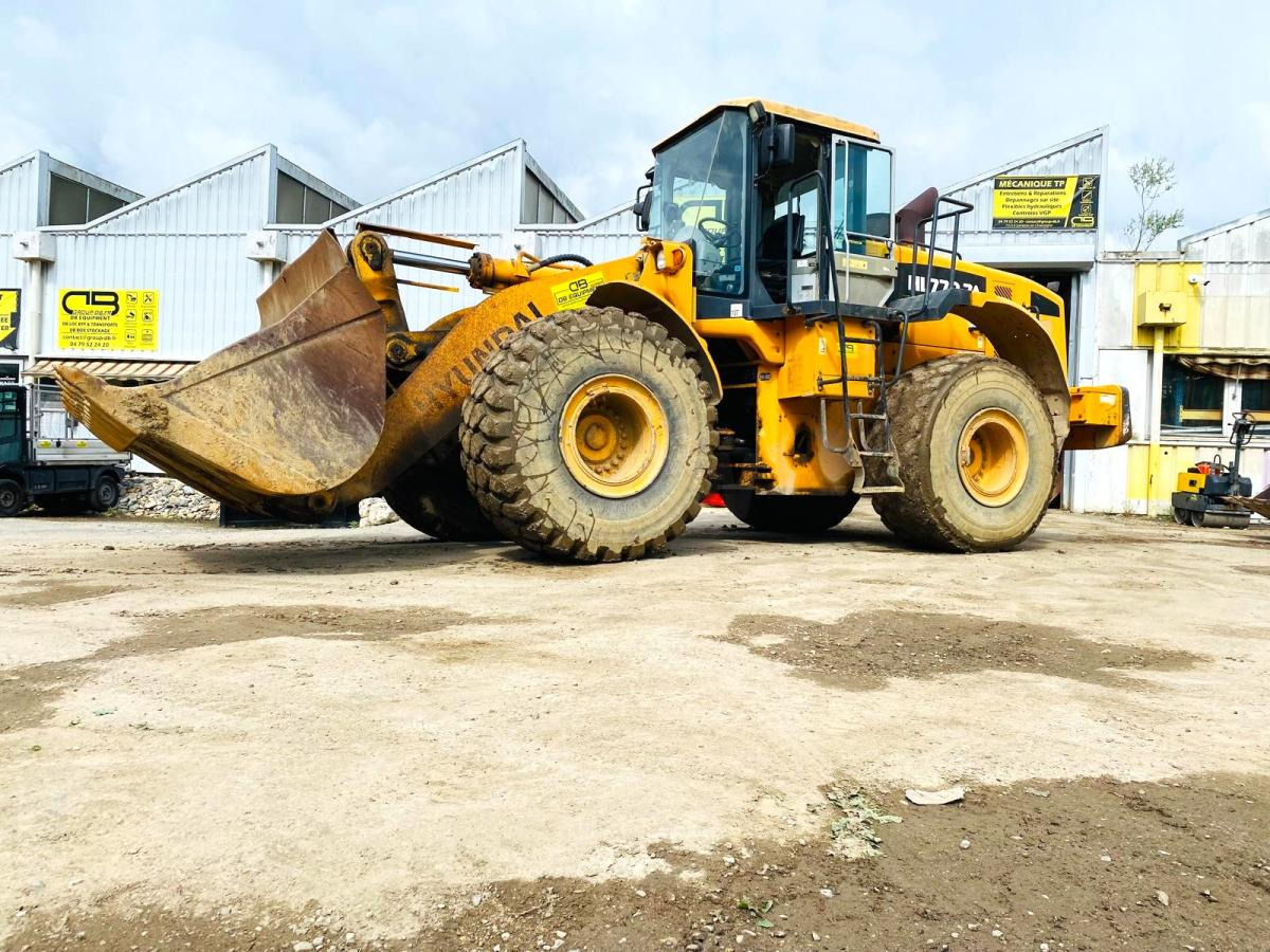 HYUNDAI Chargeuse articulé HL770-7A 23T - Bager utovarivač: slika 1 HYUNDAI Chargeuse articulé HL770-7A 23T - Bager utovarivač: slika 1