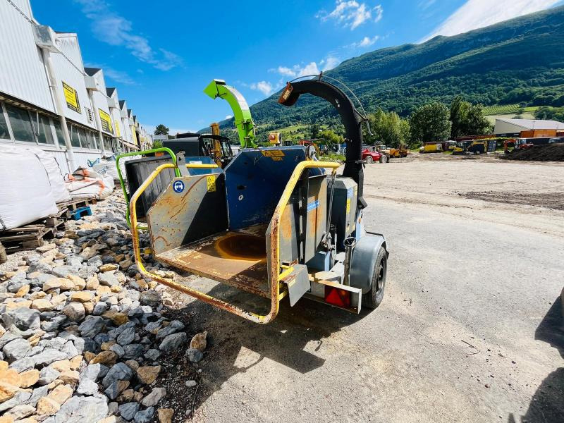 ISEKI Broyeur de branche - Strugač za drvo: slika 3 ISEKI Broyeur de branche - Strugač za drvo: slika 3