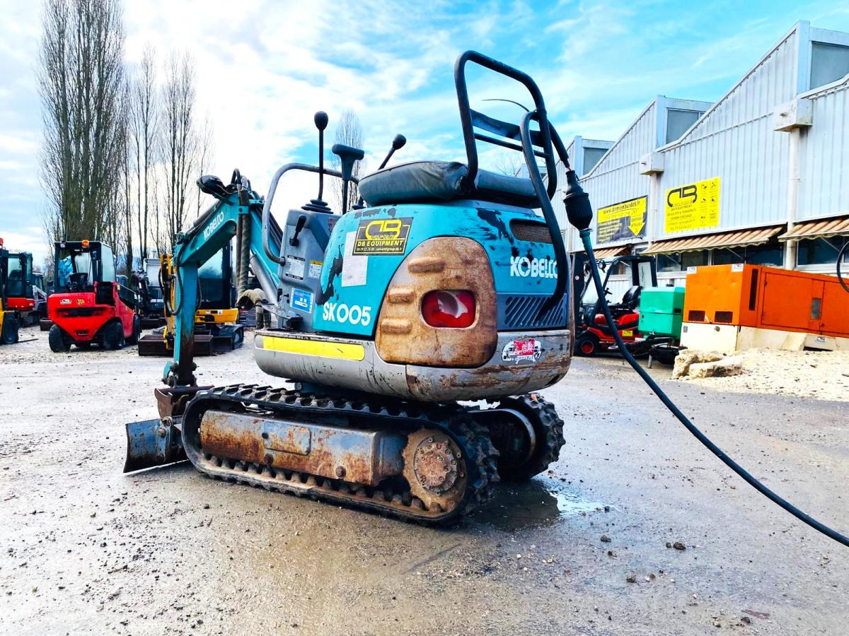 KOBELCO Mini pelle électrique SK007 - Mini bager: slika 3 KOBELCO Mini pelle électrique SK007 - Mini bager: slika 3
