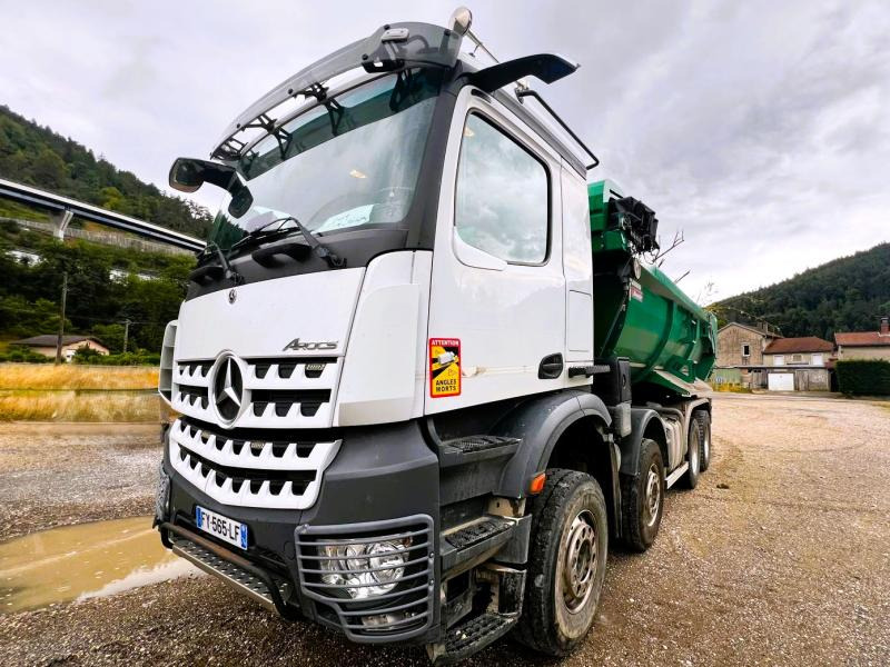 Mercedes Arocs CAMION BENNE 8x4 460cv 11L Euro6 - Istovarivač: slika 4 Mercedes Arocs CAMION BENNE 8x4 460cv 11L Euro6 - Istovarivač: slika 4