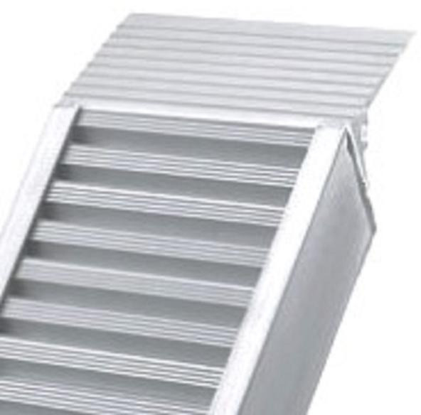 RAMPES ALUMINIUM RAMPE DE CHARGEMENT 1 METRE 7T - Utovarna rampa: slika 2 RAMPES ALUMINIUM RAMPE DE CHARGEMENT 1 METRE 7T - Utovarna rampa: slika 2