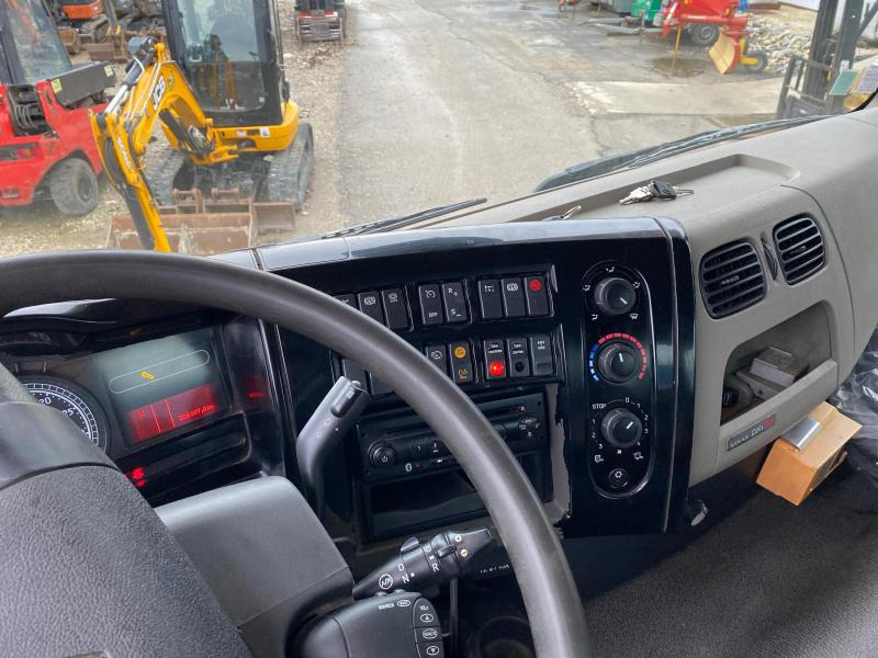 Istovarivač, Kamion sa dizalicom RENAULT KERAX 8x4 520 BIBENNE CIF GRUE CORMACH: slika 22 Istovarivač, Kamion sa dizalicom RENAULT KERAX 8x4 520 BIBENNE CIF GRUE CORMACH: slika 22