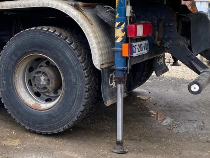 Istovarivač, Kamion sa dizalicom RENAULT KERAX 8x4 520 BIBENNE CIF GRUE CORMACH: slika 10 Istovarivač, Kamion sa dizalicom RENAULT KERAX 8x4 520 BIBENNE CIF GRUE CORMACH: slika 10