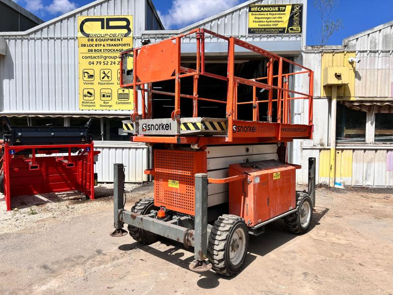 Snorkel S3370RT NACELLE CISEAUX 12M 4X4 DIESEL - Lift u obliku makaza: slika 1 Snorkel S3370RT NACELLE CISEAUX 12M 4X4 DIESEL - Lift u obliku makaza: slika 1