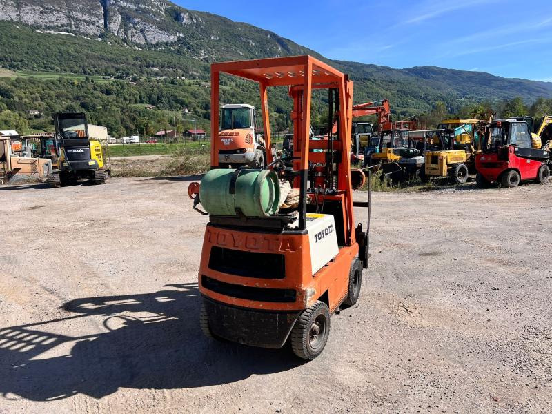 Toyota FN700 Chariot élévateur à gaz 700Kg - Gasni viljuškar: slika 4 Toyota FN700 Chariot élévateur à gaz 700Kg - Gasni viljuškar: slika 4