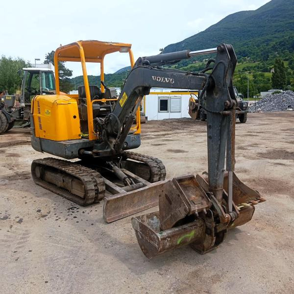 Volvo EC25 MINIPELLE 2,5T - Mini bager: slika 2 Volvo EC25 MINIPELLE 2,5T - Mini bager: slika 2