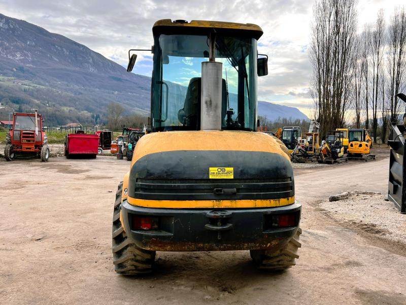 Volvo L30Z CHARGEUSE A PNEUS 6,5T - Utovarivač točkaš: slika 4 Volvo L30Z CHARGEUSE A PNEUS 6,5T - Utovarivač točkaš: slika 4