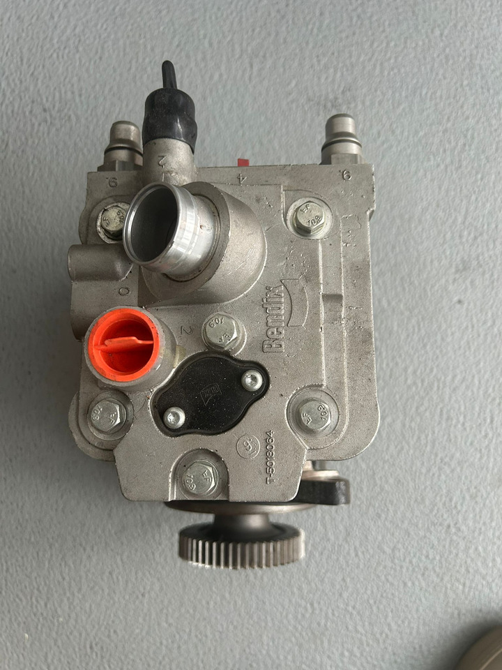 MERCEDES-BENZ KNORR-BREMSE-BENDIX- A0011304515 - Zračne kočnice: slika 2 MERCEDES-BENZ KNORR-BREMSE-BENDIX- A0011304515 - Zračne kočnice: slika 2