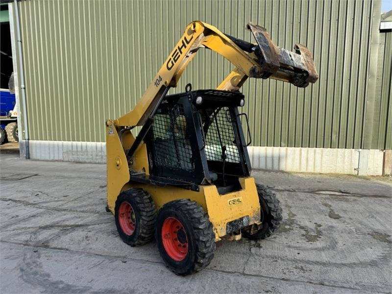 Gehl R165 Skid Steer - Mini utovarivač: slika 5 Gehl R165 Skid Steer - Mini utovarivač: slika 5