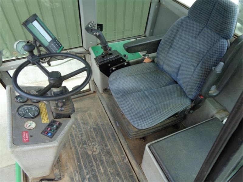 Househam Imp 28/24 M Self-Propelled Sprayer *Video Below* - Prskalica montirana na traktor: slika 4 Househam Imp 28/24 M Self-Propelled Sprayer *Video Below* - Prskalica montirana na traktor: slika 4