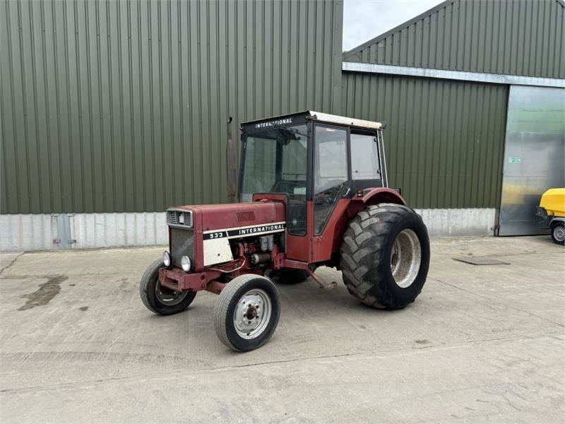 International 533 Tractor - Traktor: slika 1 International 533 Tractor - Traktor: slika 1