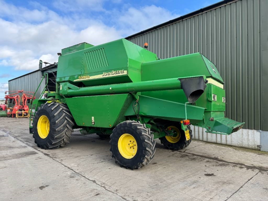 John Deere 1550 WTS - Kombinovani kombajn: slika 4 John Deere 1550 WTS - Kombinovani kombajn: slika 4