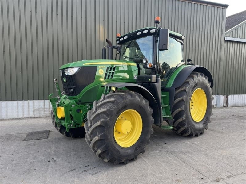 John Deere 6215R Command Pro **Ultimate Edition**Front PTO** - Traktor: slika 1 John Deere 6215R Command Pro **Ultimate Edition**Front PTO** - Traktor: slika 1