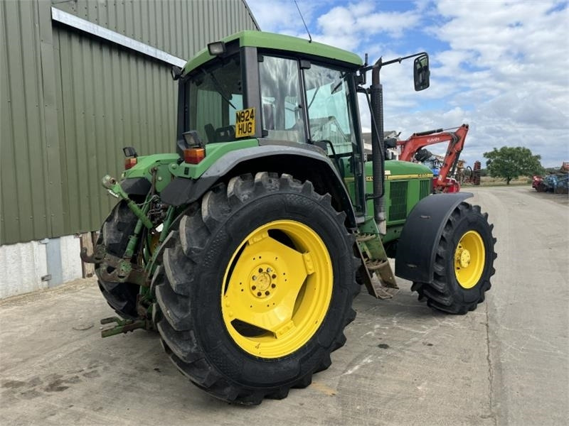 John Deere John Deere 6800 Tractor - Traktor: slika 4 John Deere John Deere 6800 Tractor - Traktor: slika 4
