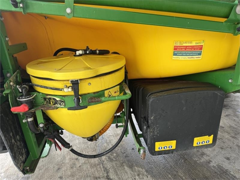 Prskalica montirana na traktor John Deere R952i PowrSpray Trailed Sprayer: slika 12 Prskalica montirana na traktor John Deere R952i PowrSpray Trailed Sprayer: slika 12